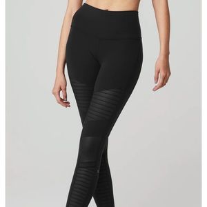 High waisted Alo Moto legging